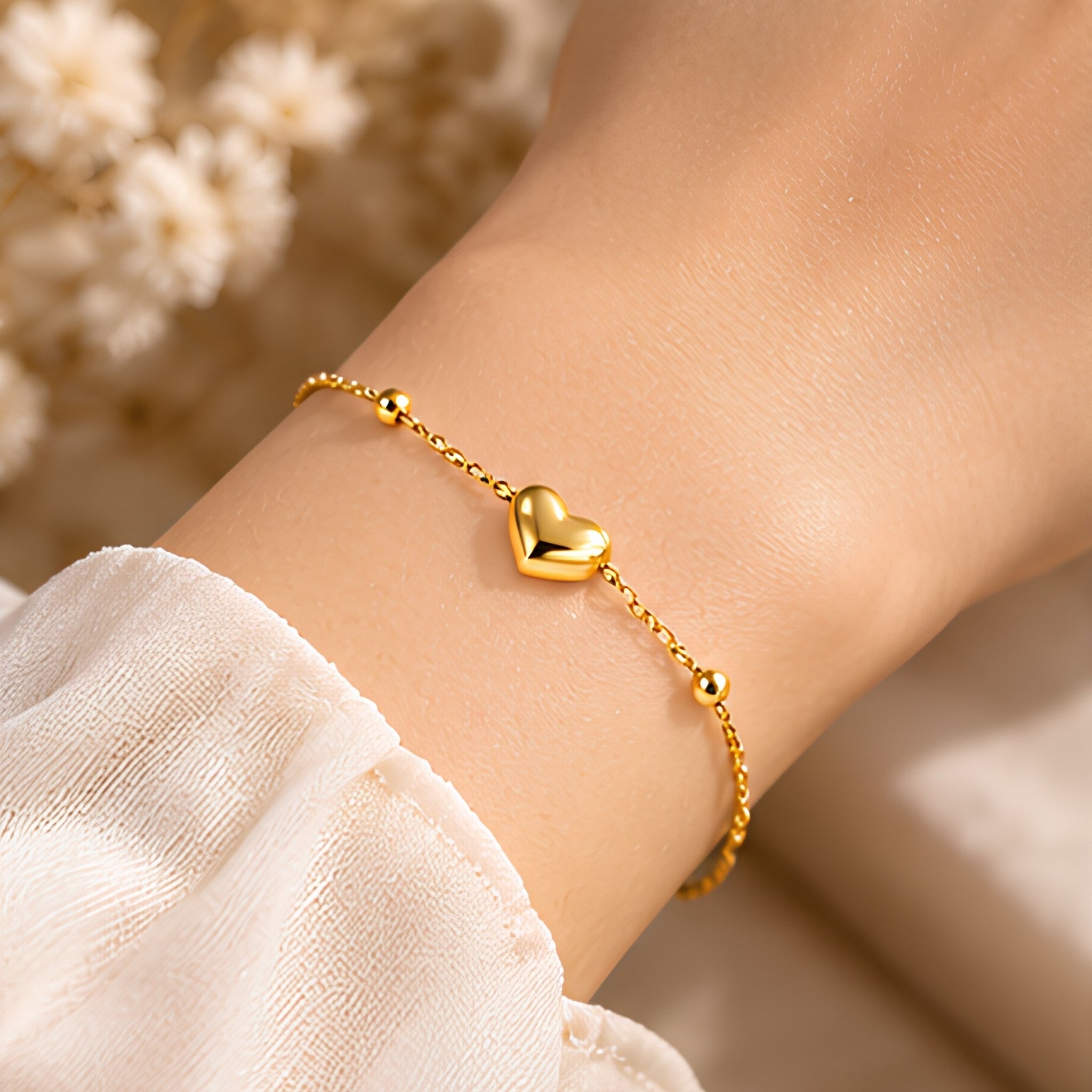 Anti-Tarnish Heart Charm Gold-Tone Bracelet for Women Secondary image
