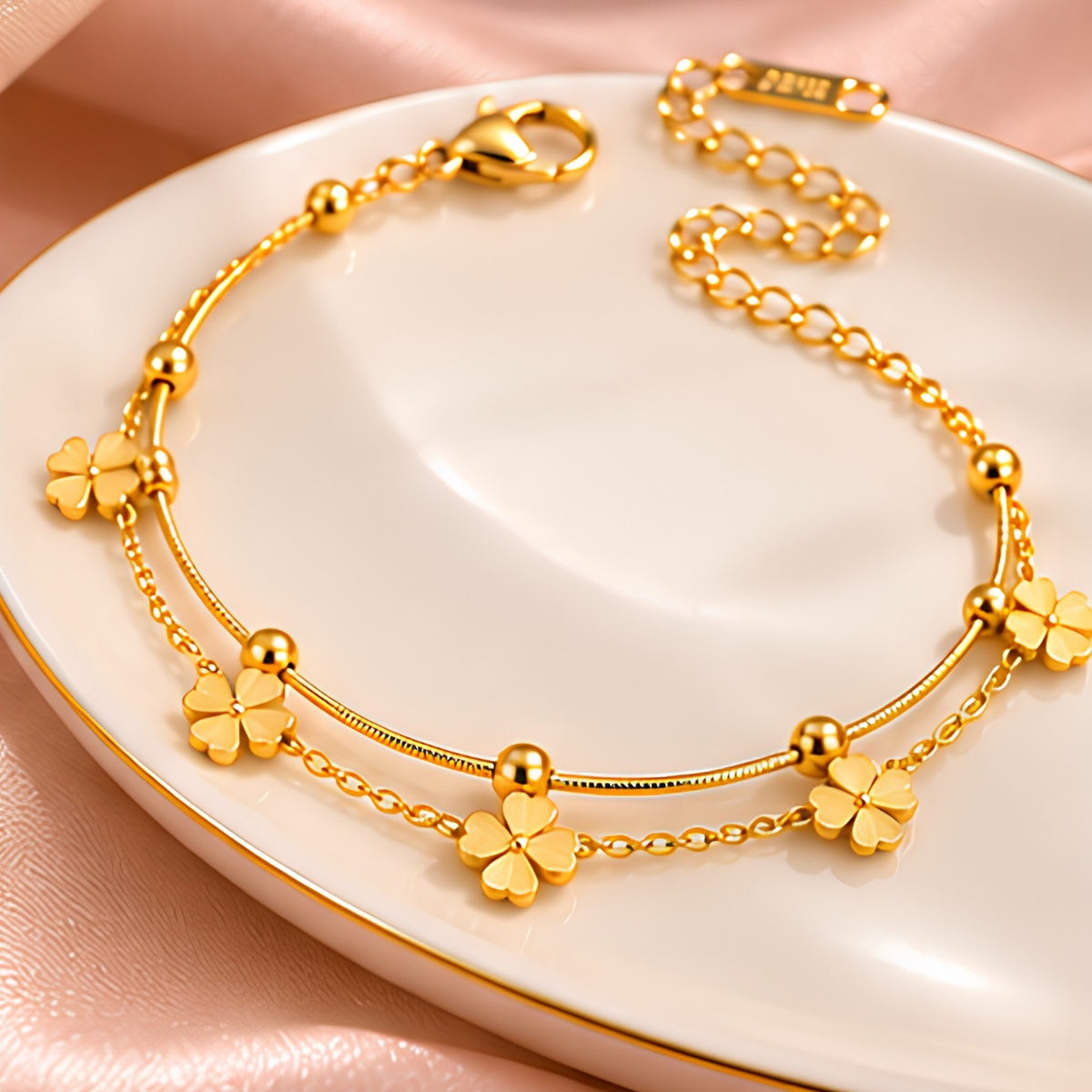 Floral Charm Anti-Tarnish Bracelet for Women | ZELVÉE