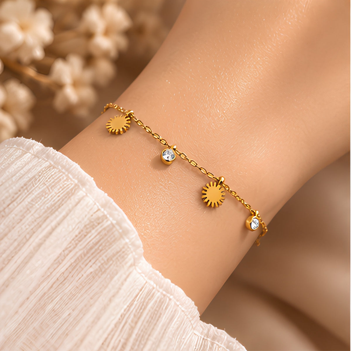 Sunburst Charm Anti-Tarnish Bracelet for Women | ZELVÉE